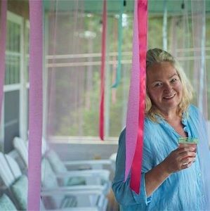 Meet your Posher, Sharon